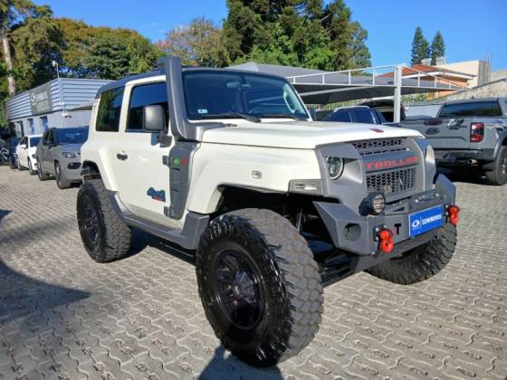 TROLLER T4 3.2 XLT 4X4 20V TURBO INTERCOOLER DIESEL 2P MANUAL TROLLER T4 3.2 XLT 4X4 20V TURBO INTERCOOLER DIESEL 2P MANUAL